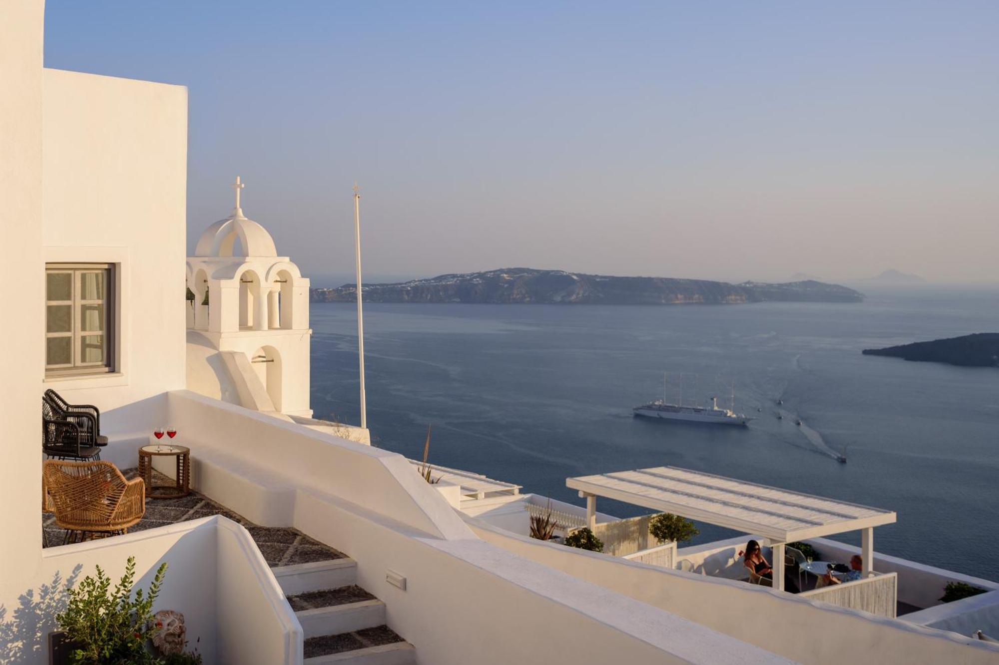 Anemos Family Suites Fira  Zewnętrze zdjęcie
