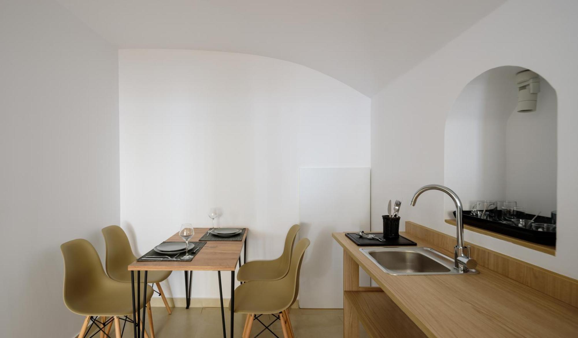 Anemos Family Suites Fira  Zewnętrze zdjęcie