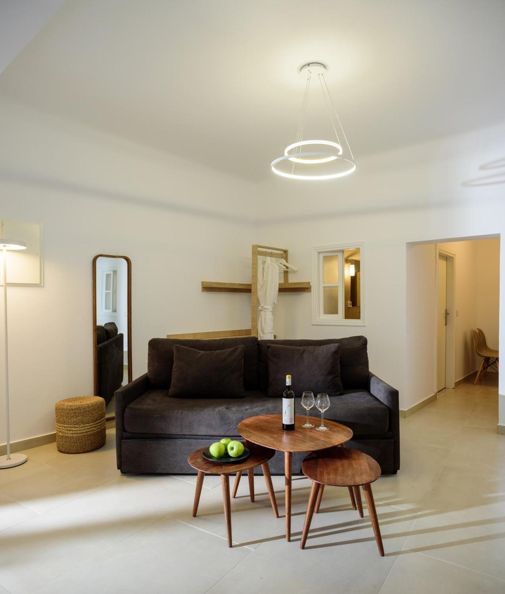 Anemos Family Suites Fira  Zewnętrze zdjęcie