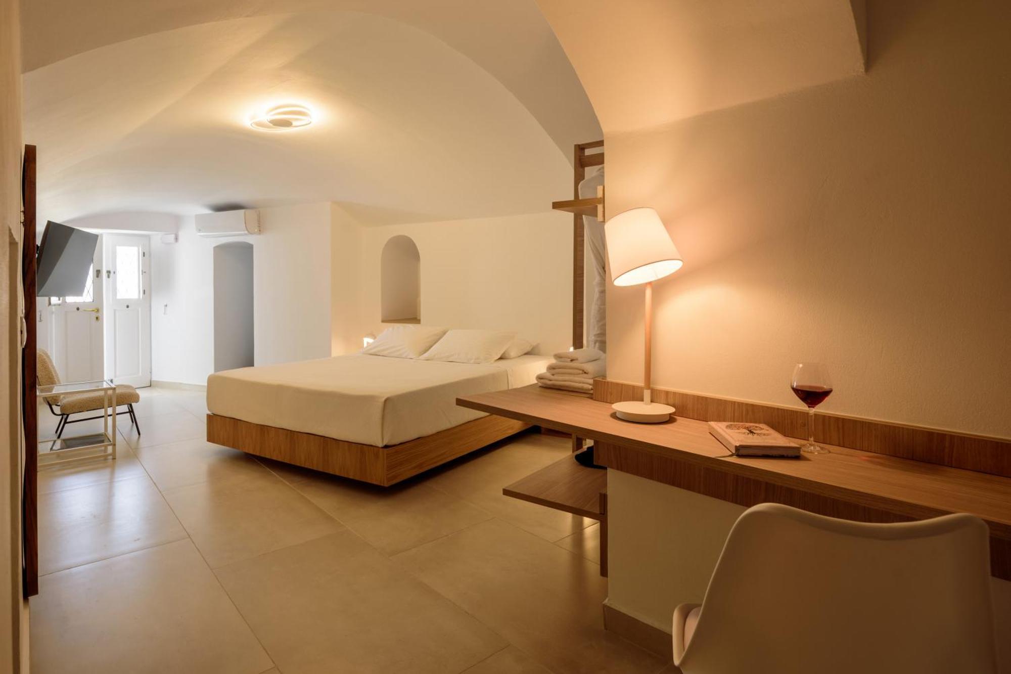 Anemos Family Suites Fira  Zewnętrze zdjęcie